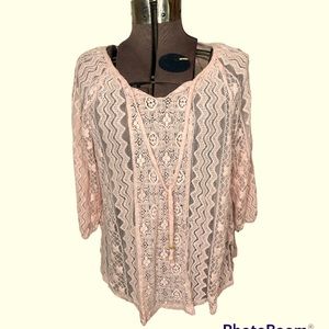 No Boundaries, xxl (19), light pink lace shirt